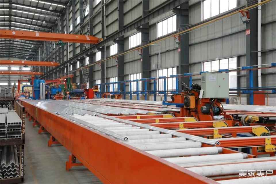 江苏断桥铝技术革新先锋，推动绿色建筑潮流，助力行业升级转型,随着我国经济的迅猛发展，建筑行业作为国民经济的重要支柱，在促进社会进步和提升人民生活质量方面扮演着举足轻重的角色，近年来，断桥铝门窗凭借其卓越的性能和环保特性，逐渐崭露头角，成为建筑行业的新宠儿，为满足市场日益增长的需求，推动行业转型升级，江苏断桥铝技术咨询公司应运而生，本文将带领大家深入探讨这家专业机构的特色与贡献，共同领略其在绿色建筑领域的辉煌成就。,江苏断桥铝技术咨询公司,技术咨询,技术咨询公司,第1张